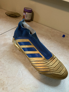 Adidas Predator (7 foto / 9)