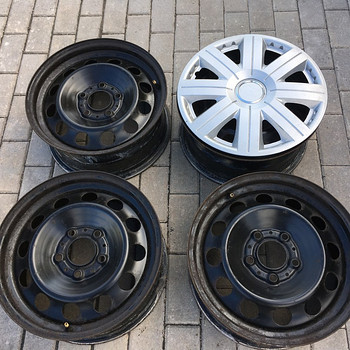 Диски bMW 16 ", 4шт с щитками