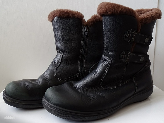 Jomos. Size - 37. Color - Black. Season - Winter.