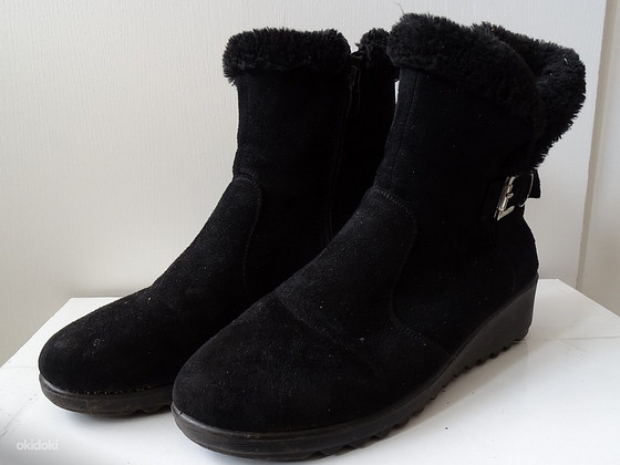 Sempre. Size - 37. Color - Black.