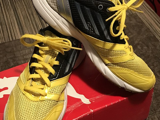 Adidas jooksutossud 38 2/3