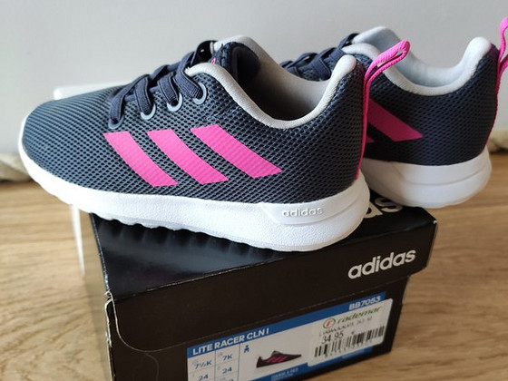 Uued Adidas jalanõud 24