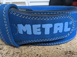 Jõutõstmise vöö Metal (7 foto / 10)
