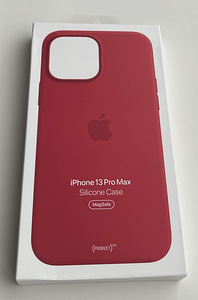 Apple iPhone 13 Pro Max Silicone Case with MagSafe (5 фото из 7)