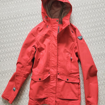 Куртка icepeak s. 34