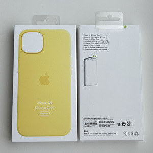 Apple iPhone 13 Silicone Case with MagSafe (7 фото из 8)