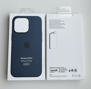 Apple iPhone 13 Pro Silicone Case with MagSafe (3 фото из 10)