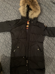 Продам парку женскую (2 фото из 7)