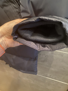 Продам парку женскую (5 фото из 7)