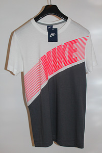 Uus Nike meeste T-särk (1 foto / 2)