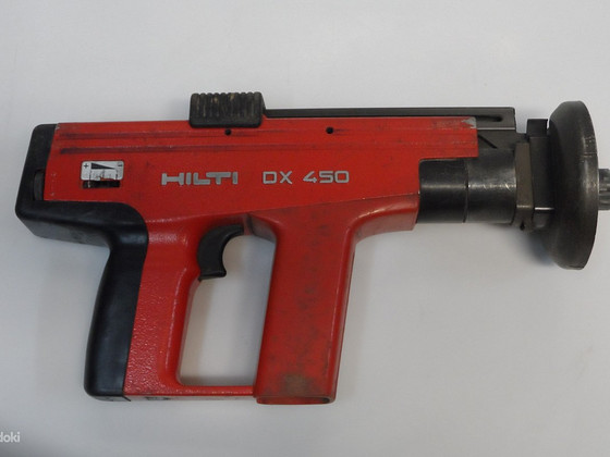 Naelapüss Hilti DX 450 + Karp