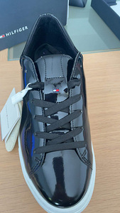 Tommy Hilfiger осенняя обувь (3 фото из 3)