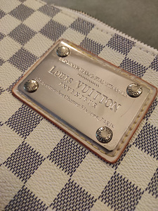 Nagu UUS Louis Vuitton Inventeur crossbody (3 foto / 3)