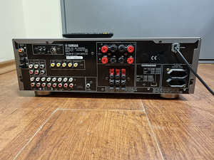 Yamaha RX-V420 Audio Video Receiver (3 фото из 3)