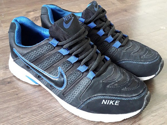Nike 42