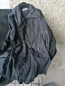 Одежда и обувь (4 фото из 10)