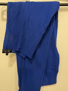AJ ArmaniJeans новый свитер,размер S/M,oversize,оригинал (3 фото из 3)