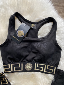 Dior, Versace, Prada, Louis Vuitton spordikomplektid (8 foto / 10)
