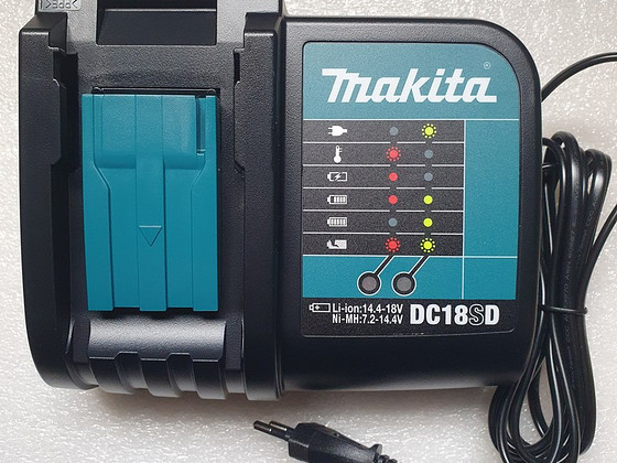 Makita зарядное устройство