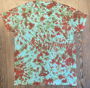 Uus tiedye t-särk (1 foto / 1)
