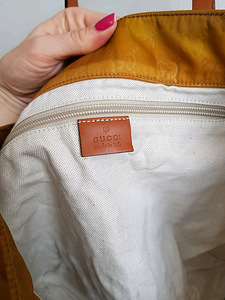 Gucci monogrammas soma (2 foto no 3)