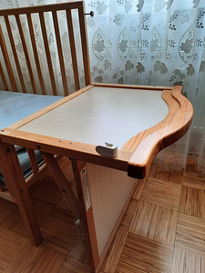 Beebivoodi mähkimislauaga (5 foto / 5)