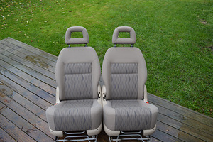 Ford Galaxy, VW Sharan, Alhambra iste. (4 foto / 10)