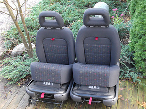 Ford Galaxy, VW Sharan, Alhambra iste. (9 foto / 10)