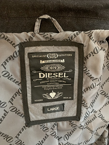 Diesel женское пальто (размер M) (2 фото из 8)
