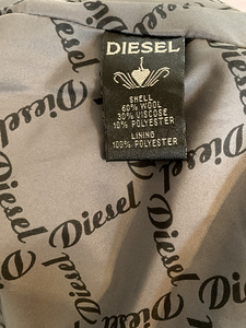 Diesel женское пальто (размер M) (3 фото из 8)
