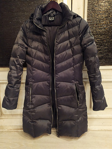 Куртка emporio Armani S (3 фото из 5)