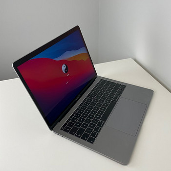 Подержанный MacBook Pro 2017 Retina 13 "2xUSB-C - Core i5 на продажу