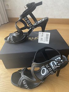 Uued! Liu Jo kingad, 39 suurus (1 foto / 3)