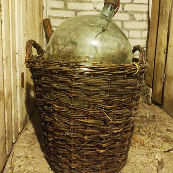 Корзина для стеклянных бутылок для интерьера