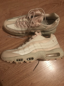 Tossud Nike, 38 ( 24cm) (1 foto / 5)