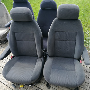 Ford Galaxy, VW Sharan, Alhambra esiiste, kapteniiste