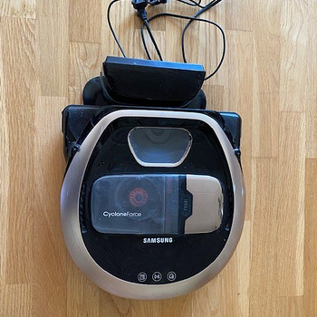 Robottolmuimeja Samsung VR20M707BWD