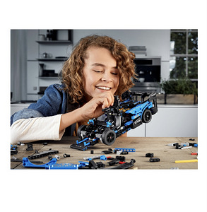 Новый! Technic McLaren Senna GTR (6 фото из 10)
