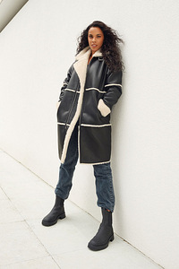 Black PU And Faux Fur Jacket (1 foto / 1)