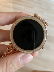 Michael kors часы (1 фото из 4)