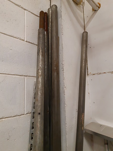 Kinnitused metallist nagid kaubikule - veoautole 6 tk (1 foto / 3)