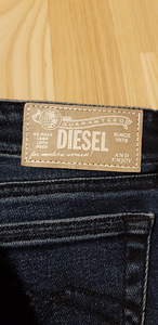 Diesel teksad (2 foto / 4)
