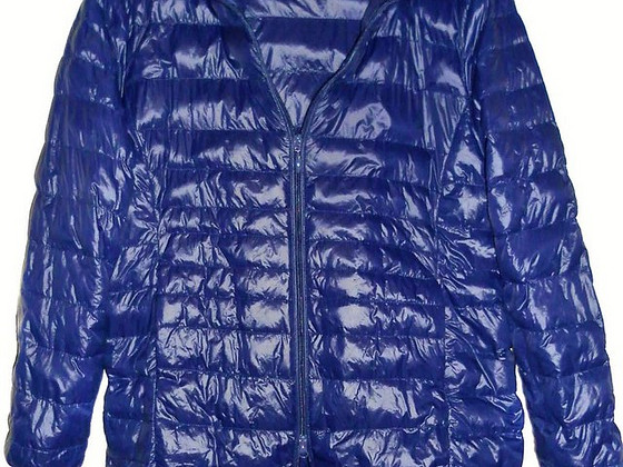 Ярко-синий легкий пуховик с капюшоном (XL-2XL)