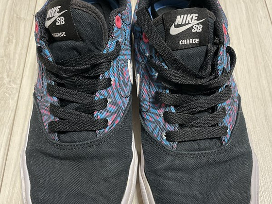 Кроссовки nike 37