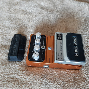 Guitar pedal (3 foto / 3)
