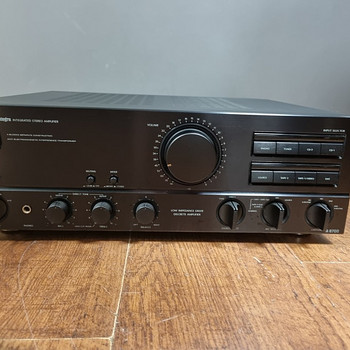 Onkyo A-8700 Integrated Stereo Amplifier