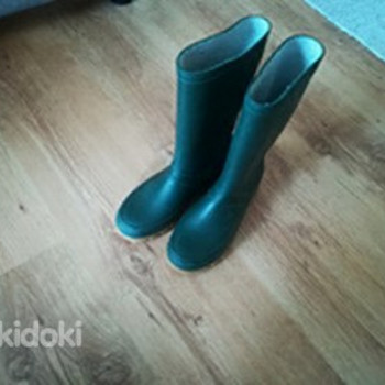 Kasutatud poiste kummikud suurus 32