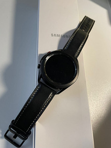 Samsung Galaxy Watch 3 45mm R840 Mystic Black (1 foto / 3)