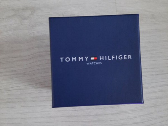 Tommy Hilfiger käekell