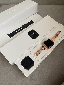 Apple watch series 5 Color: space gray 40mm (1 foto / 3)